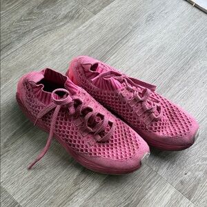 NOBULL Women's Pink Knit Lace-Up Sneakers